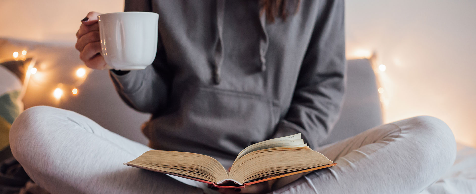 girl reading