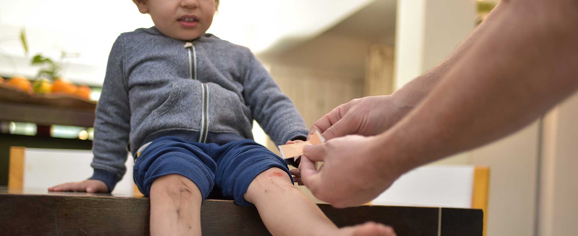 treating minor wounds