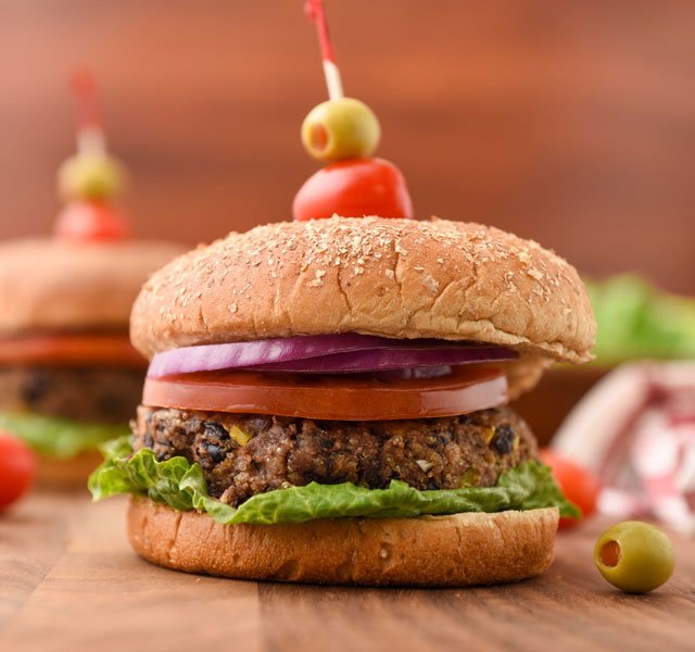black bean quinoa burger