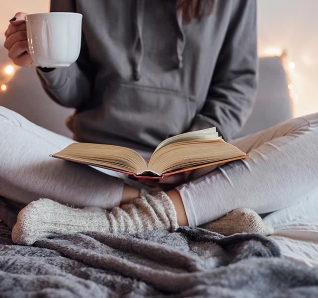 girl reading