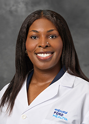 Headshot of Julianna Carter