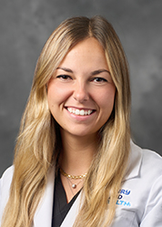 Headshot of Alexandra Tangalos