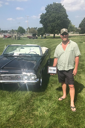 HIPEC cancer patient George with classic car