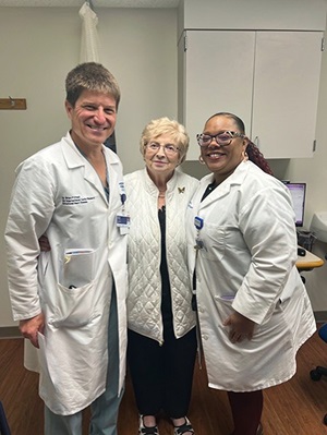Structural heart patient Kay Veitengruber with doctors