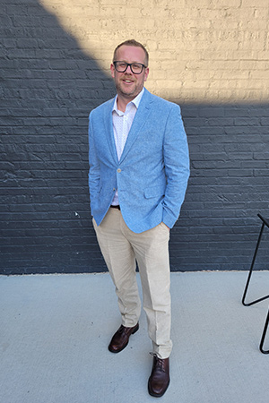 vascular patient Eric posed outdoors