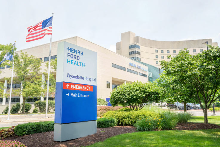 Henry Ford Wyandotte Hospital Exterior